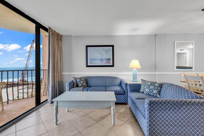 Building Photo - 2500 N Ocean Blvd