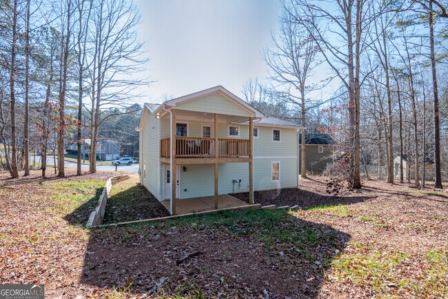 Building Photo - 27 W Ridge Dr SE