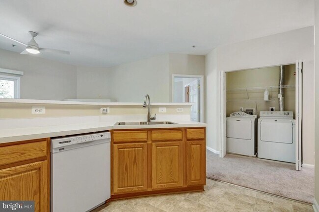 Building Photo - 43028 Old Gallivan Terrace