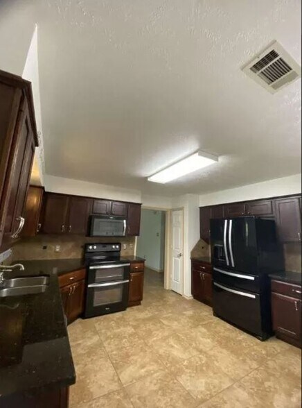 Building Photo - 1403 Kernstown Ln