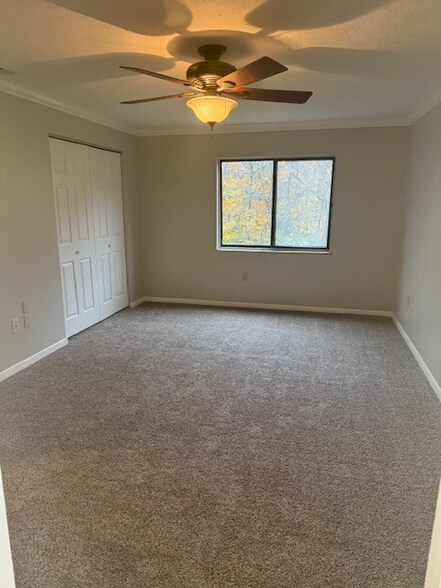 Building Photo - 3645 Kohn Dr