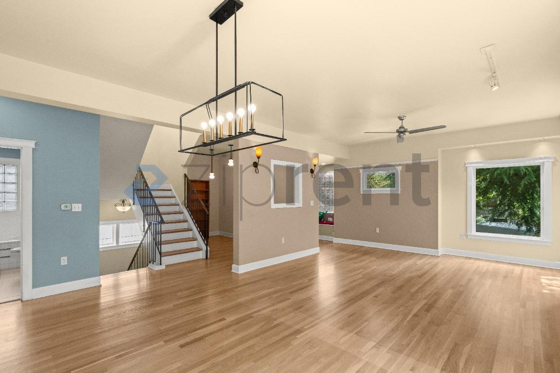 Building Photo - Unit