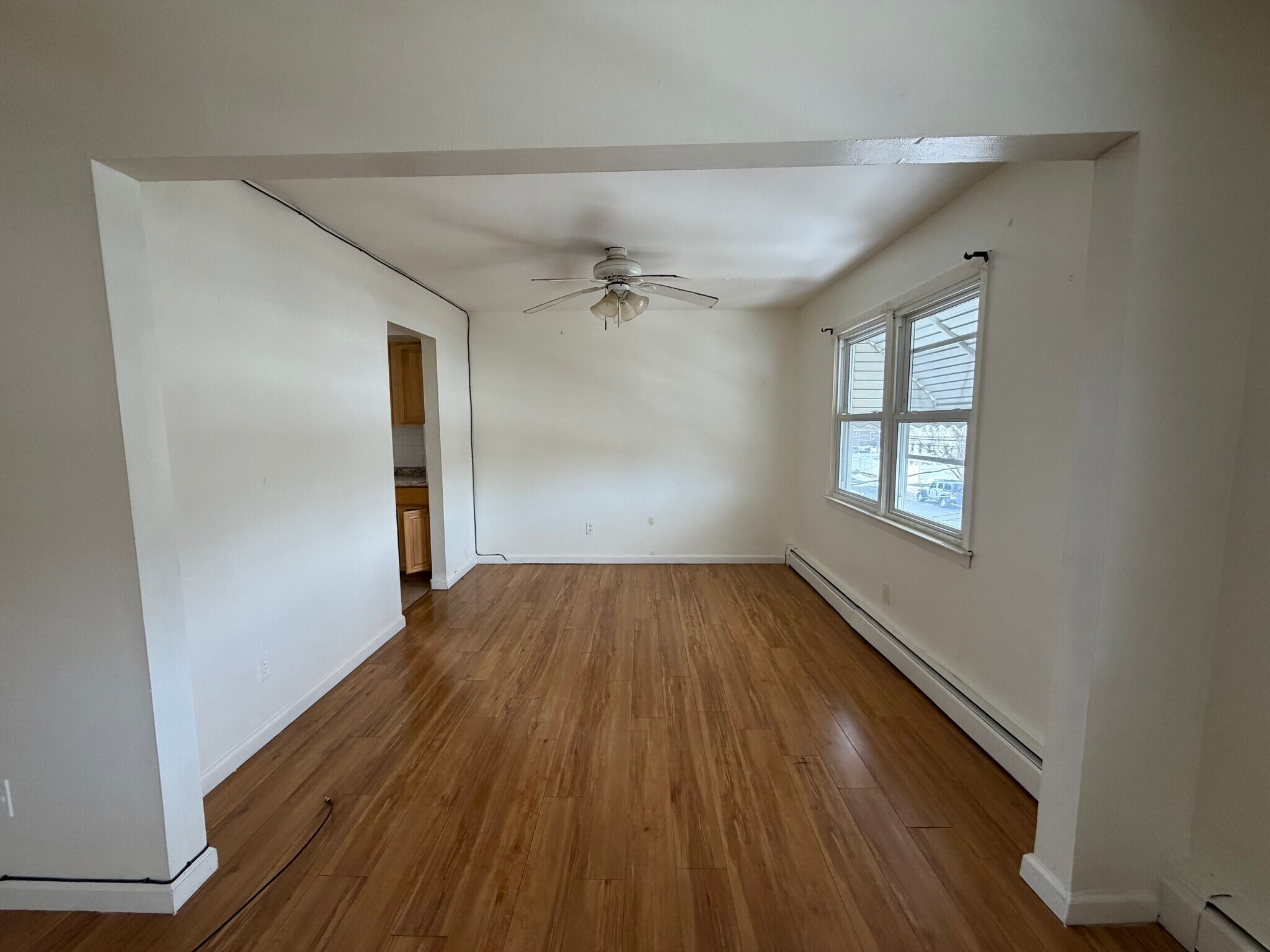 Den/Dining Room - 626 Middlesex St