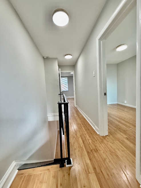 Building Photo - 2322 S Hutchinson St