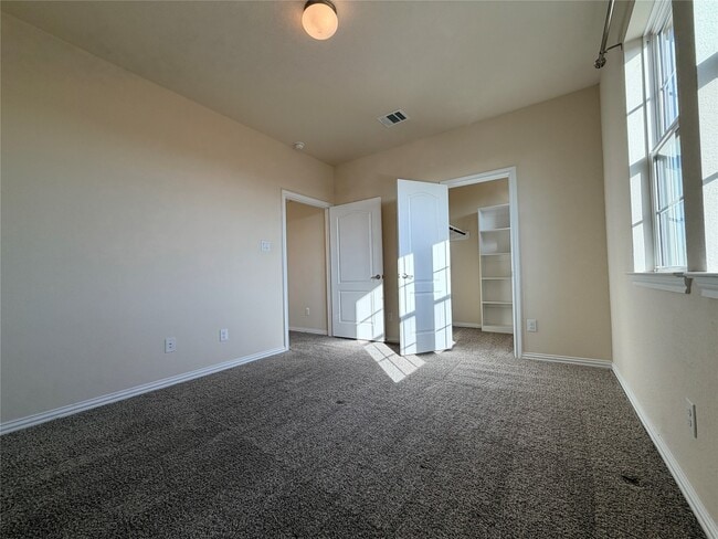 Building Photo - 13106 Leisure Cove Dr