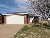 Building Photo - 6112 7th Dr