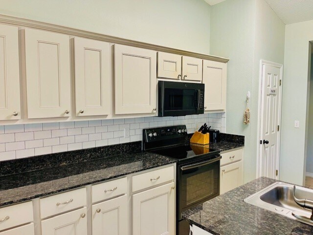 Building Photo - 8271 Branston Dr