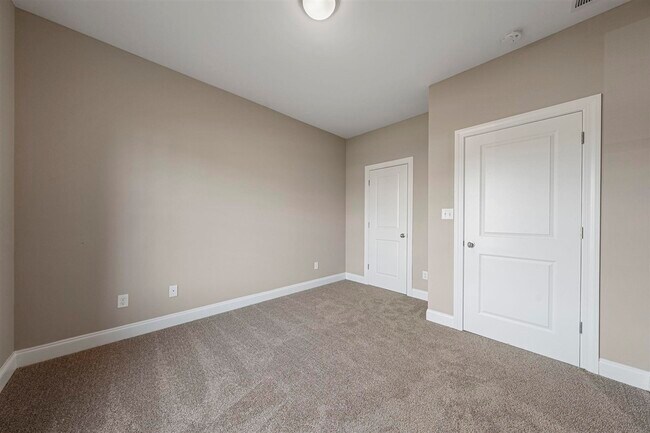 Building Photo - 457 Adalynn Cir