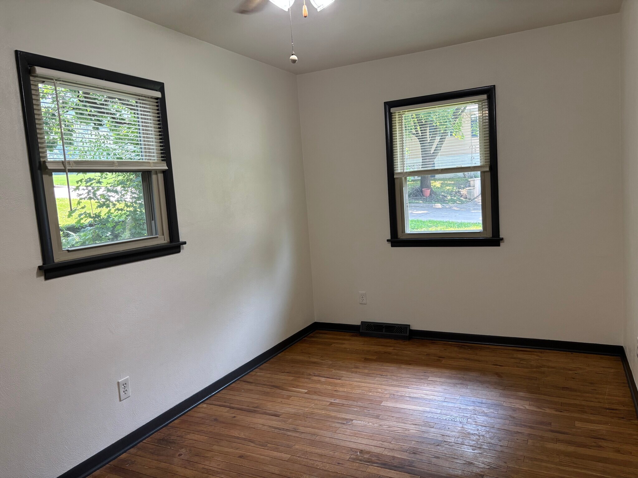Building Photo - 2544 Glenn St