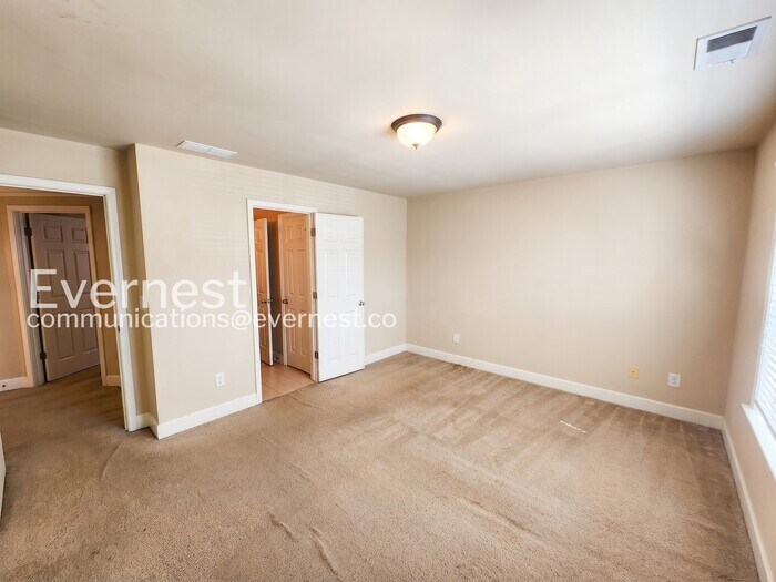 Building Photo - 1656 Danbury Parc Pl