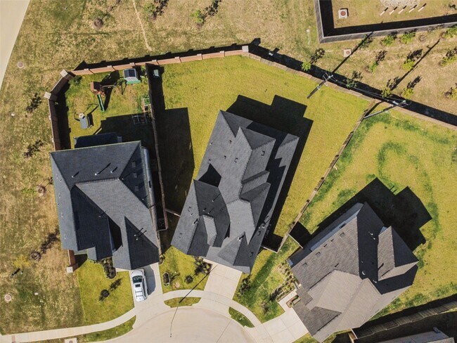 Building Photo - 17754 Pansy Heron Trl