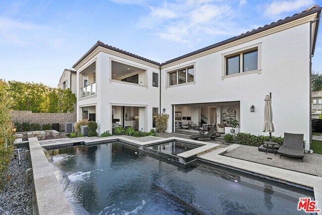 Building Photo - 20162 Cromwell Way