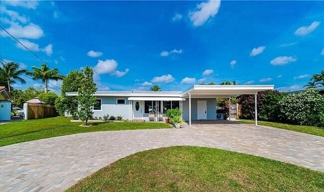 Building Photo - 2649 Nassau Ln
