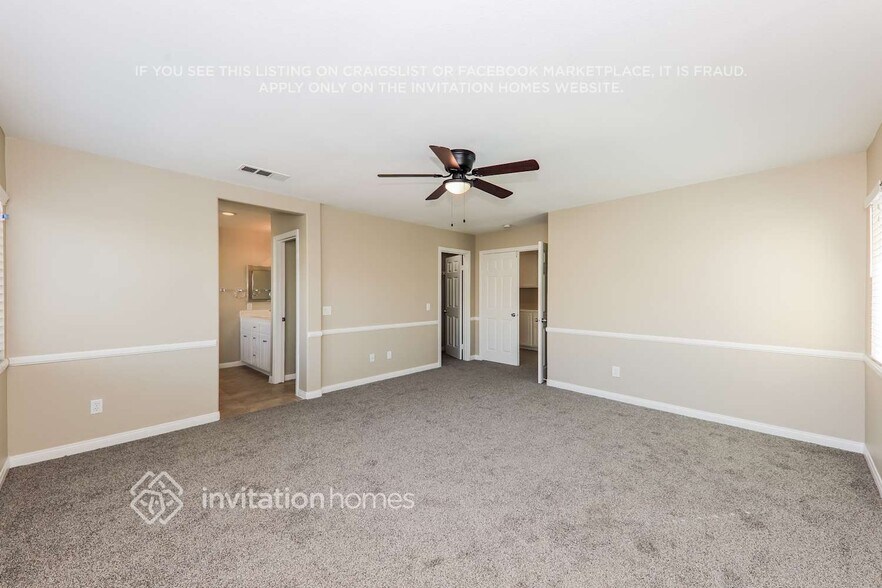 Building Photo - 40627 Cartier St