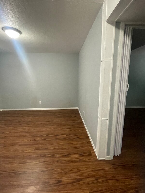 Building Photo - 5063 Marabou Way