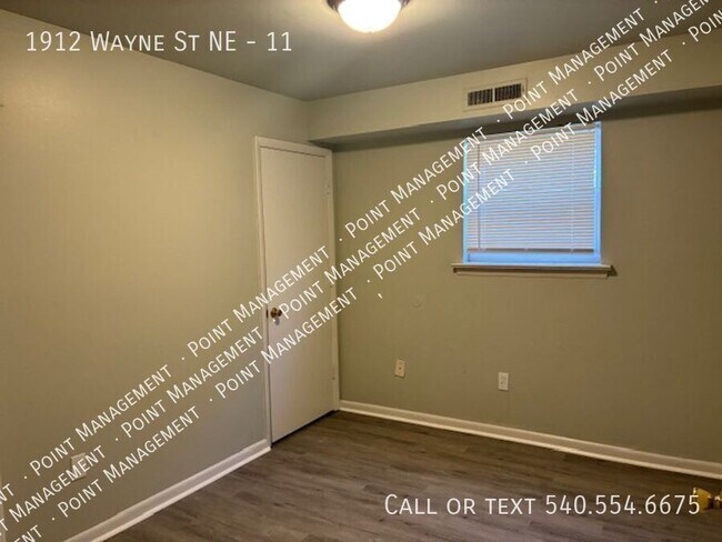 Building Photo - 1912 Wayne St NE