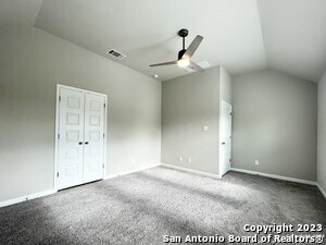 Building Photo - 1518 Stony Island Dr