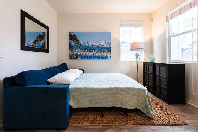 Building Photo - Upgraded everything, solar, beautiful beac...