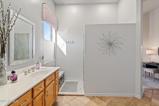 Building Photo - 7442 E Quien Sabe Way