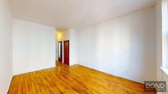 Building Photo - 0 bedroom in Manhattan NY 10128