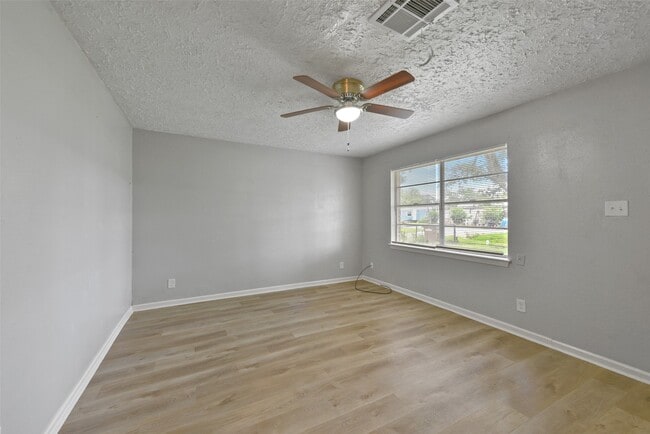 Building Photo - 2803 22nd St