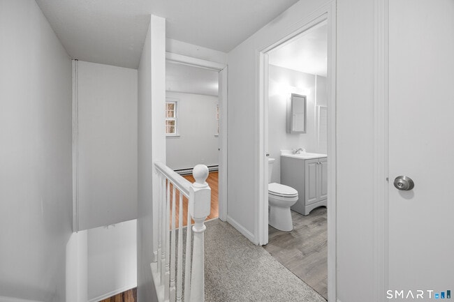 Building Photo - 9 Maple Ave