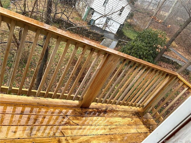 Building Photo - 11 Upper Malletts Ln