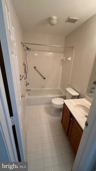 Building Photo - 810 High Plain Dr