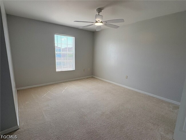 Building Photo - 3636 Pine Oak Cir