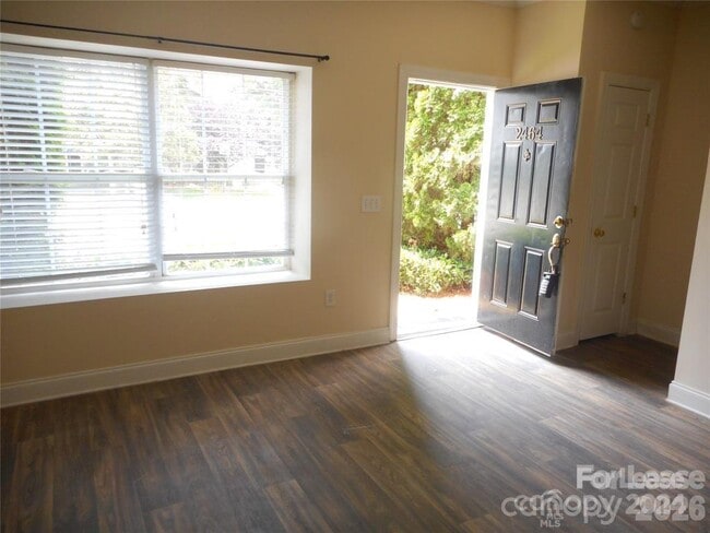 Building Photo - 2472 Ryerson Ct