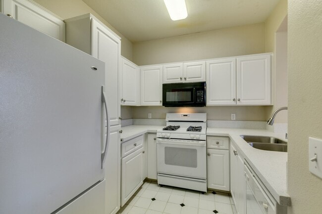 Building Photo - 3BDRM Townhome in Durango Trails community