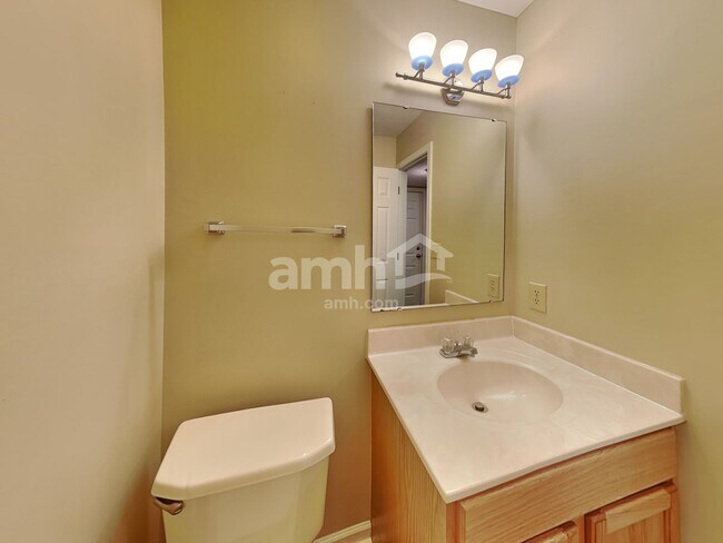 Building Photo - 11926 Titania Cir