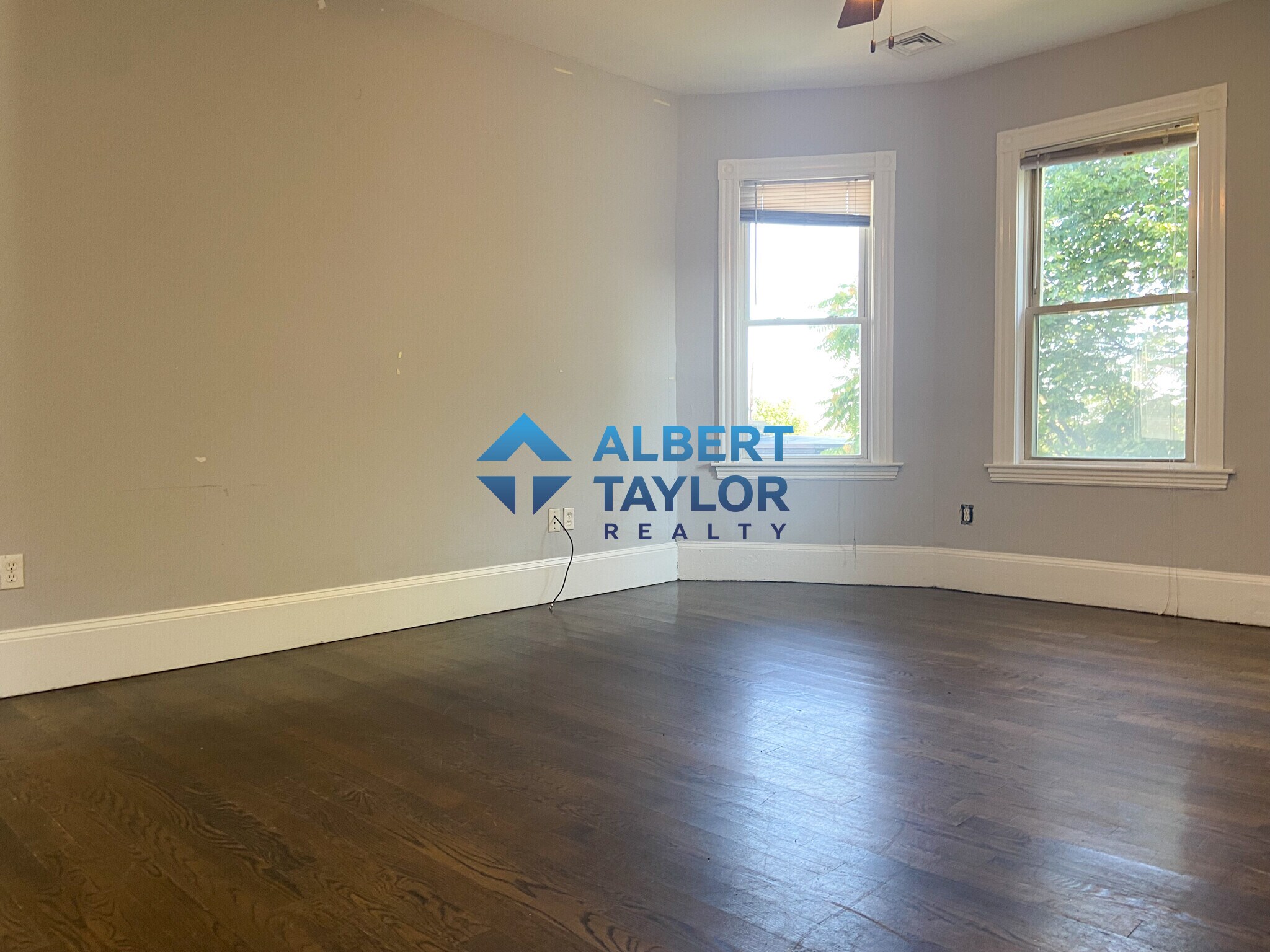 Building Photo - 19 Parker Hill Ave