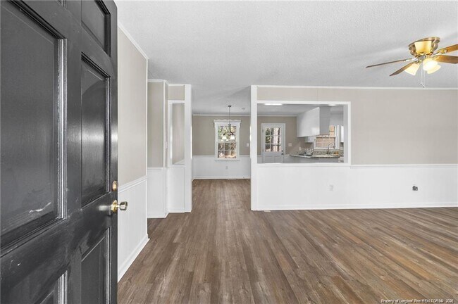 Building Photo - 3101 Ansley Dr