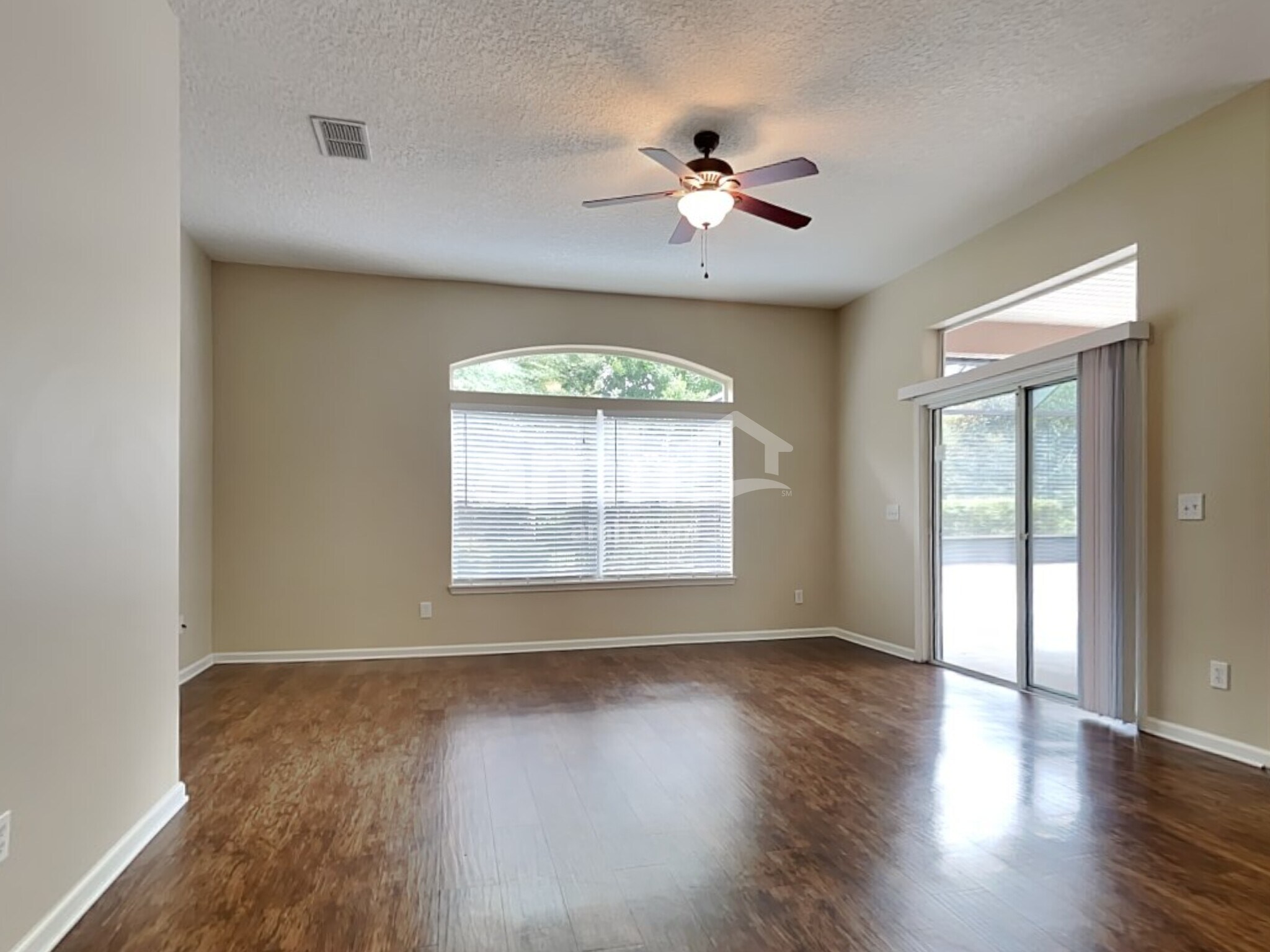 Building Photo - 164 Corral Cir