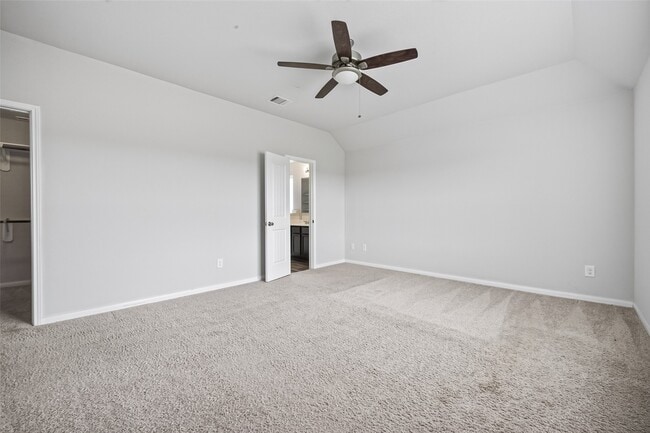 Building Photo - 4818 Blue Jacaranda Wy