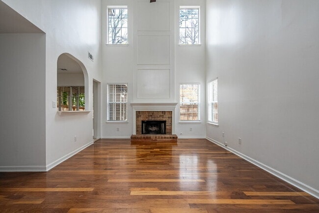 Building Photo - 1185 Arborhill Ln