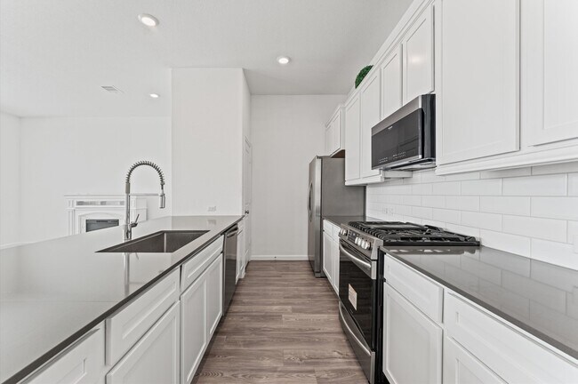 Building Photo - 5667 Foggy Vine Ct