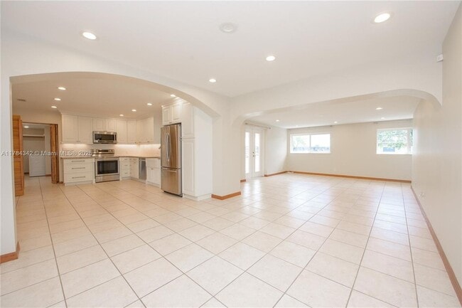 Building Photo - 24595 SW 147th Ave