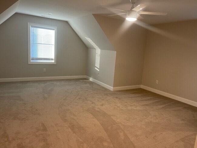 Building Photo - 1241 Whispering Springs Ct