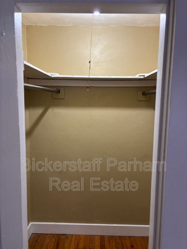 Building Photo - 1221 Owsley Ave