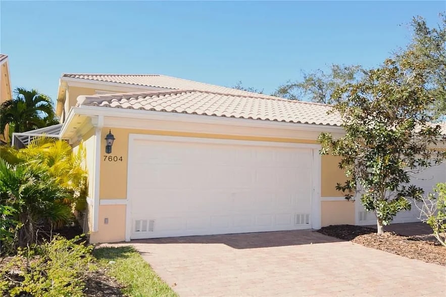 Building Photo - 7604 Andora Dr