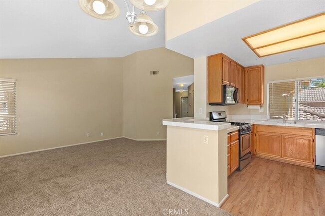 Building Photo - 41 Alondra