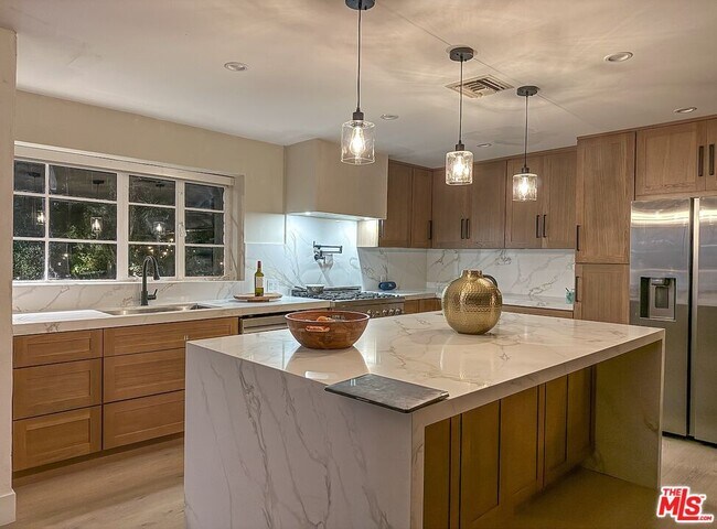 Building Photo - 4108 Valley Vista Ct