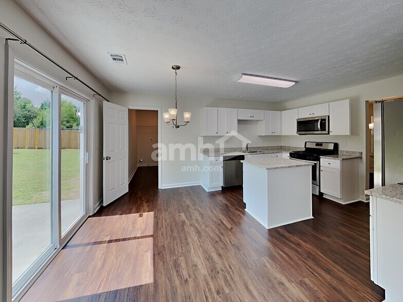 Building Photo - 2682 Berry Ridge Ct