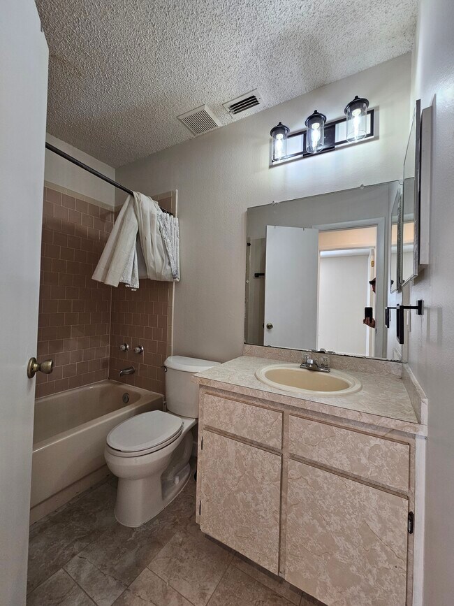 Building Photo - 11267 Tuscanny Ave