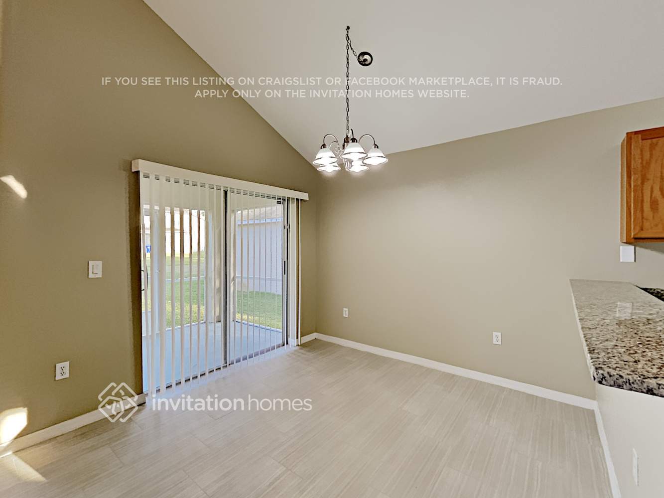 Building Photo - 3889 Hampton Hills Dr