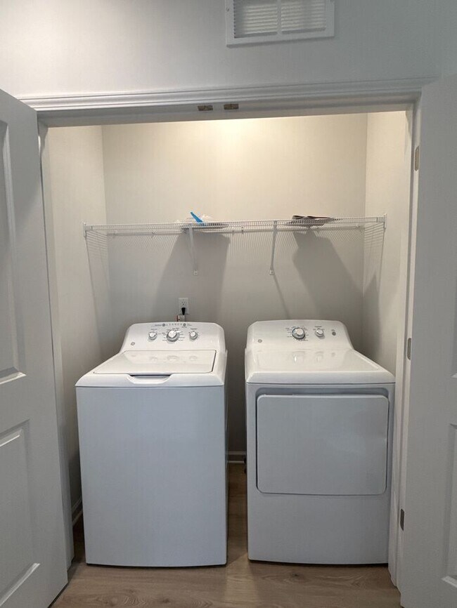 Building Photo - Brand New Construction 3 Bedroom 2 Bathroom House