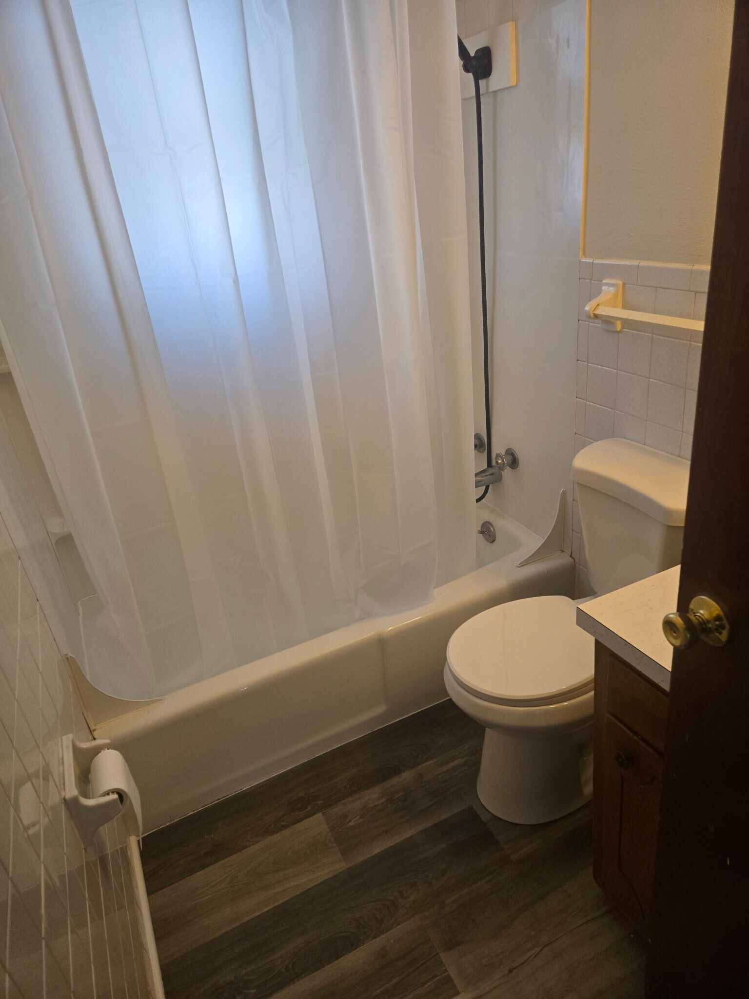 Building Photo - 103 Summit Ave