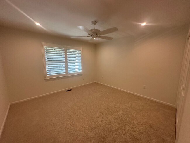 Building Photo - 500 Villa Dunes Dr